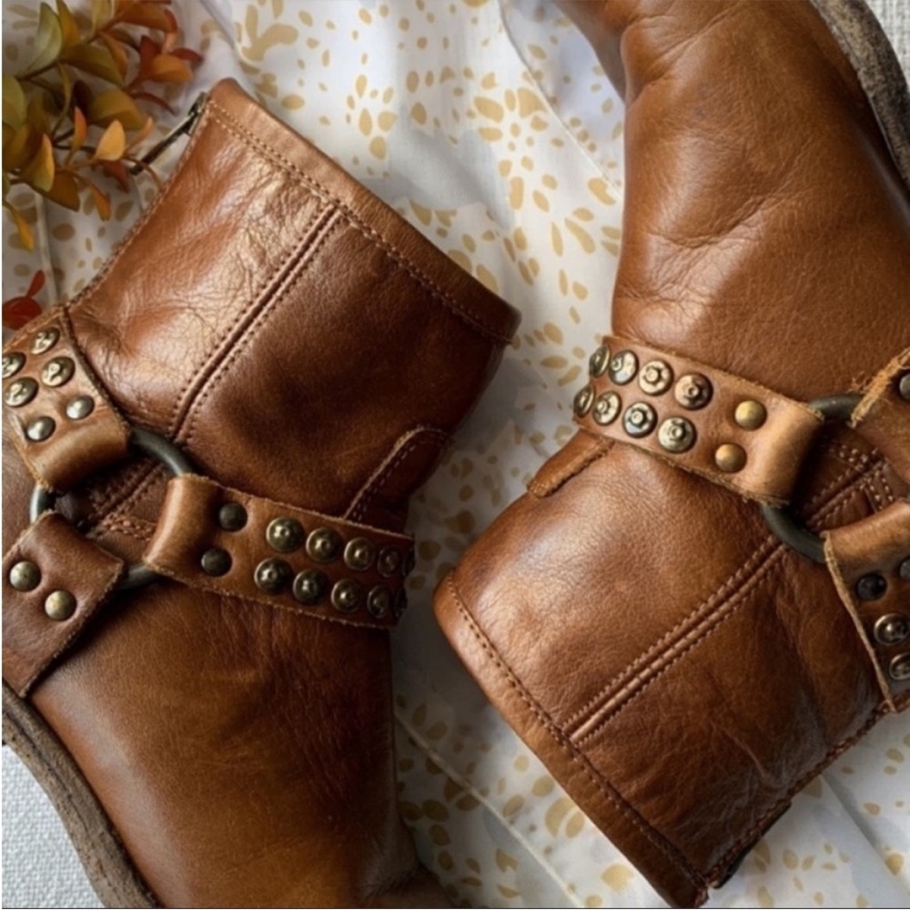 Frye Women’s Philip Studded Harness Boots brown 
size 6 - Picture 4 of 10
